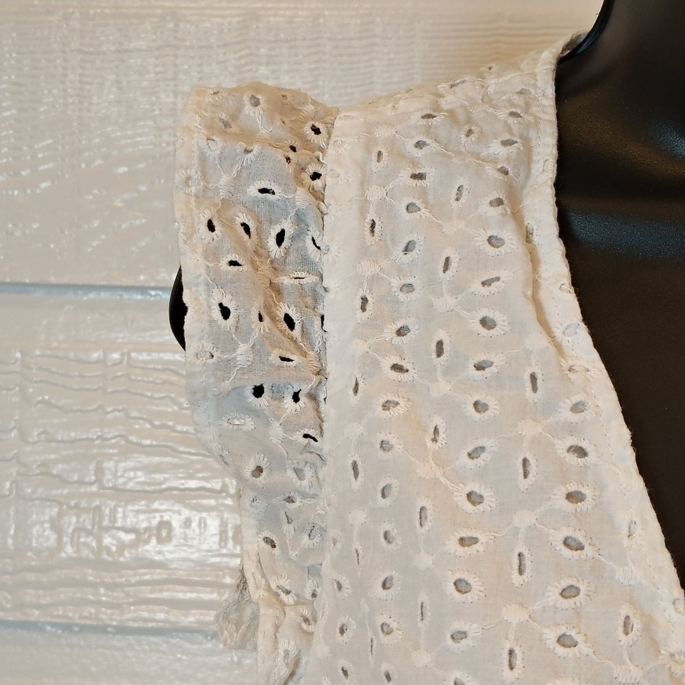 IMPRESSION WOMENS MED WHITE EYELET V NECK FLUTTER SLEEVE BABYDOLL PEPLUM BOHO‎ - Picture 3 of 7